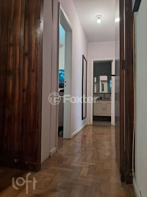 Image 3 - 928972
