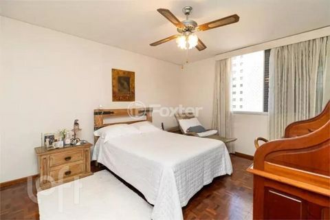 Image 3 - 928978