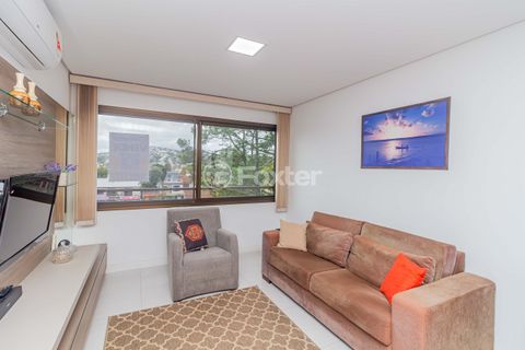 Image 3 - 928981