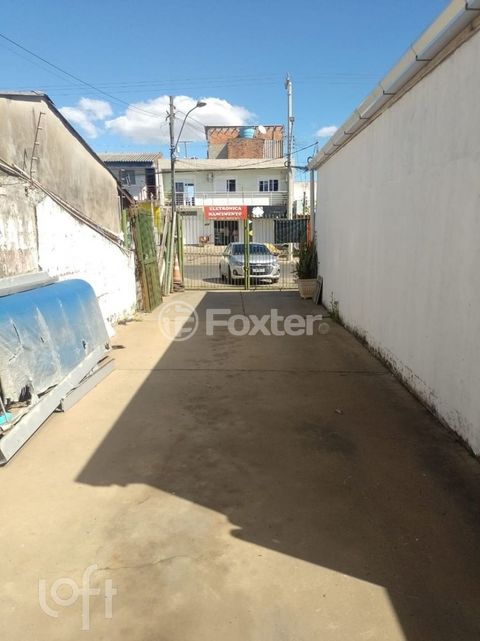 Image 6 - 929005