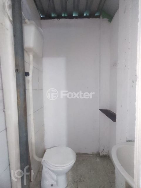 Image 3 - 929005