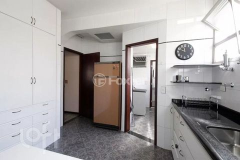 Image 3 - 929145