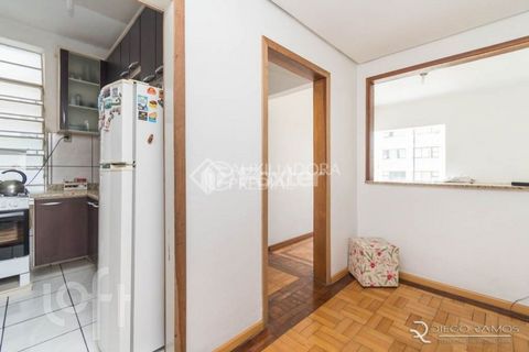 Image 6 - 929153
