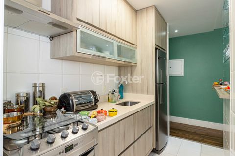 Image 8 - 929236