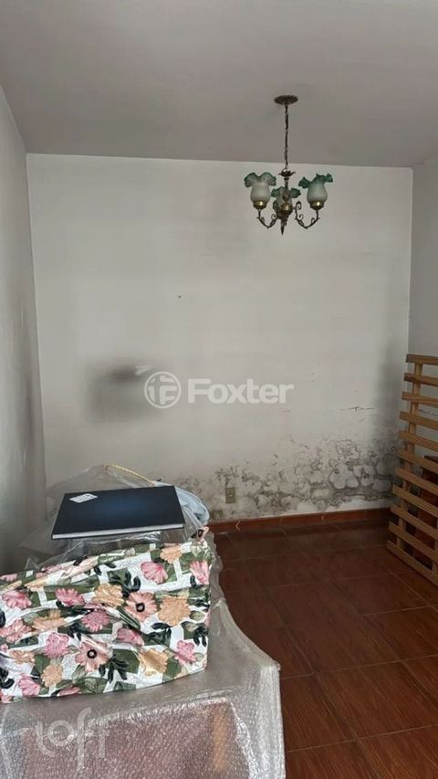 Image 3 - 929250