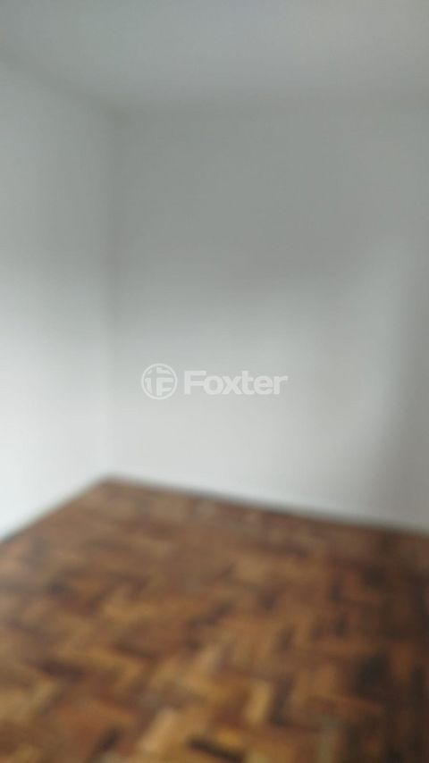Image 3 - 929251