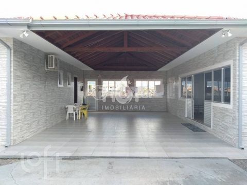 Image 11 - 929323