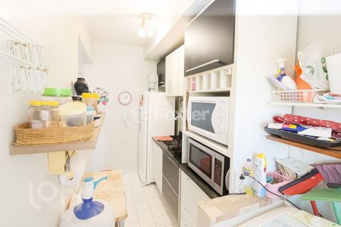Image 4 - 929333