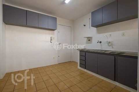 Image 3 - 929339
