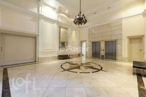 Image 7 - 929347