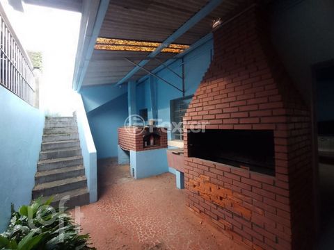 Image 5 - 929350
