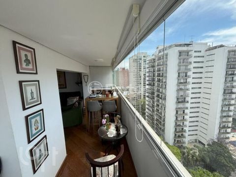 Image 5 - 929355
