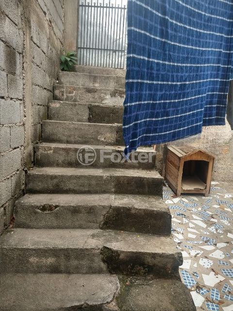 Image 3 - 929389