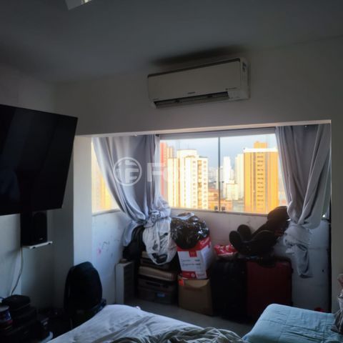 Image 3 - 929391