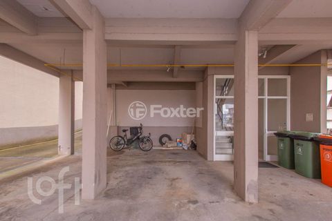 Image 4 - 929408