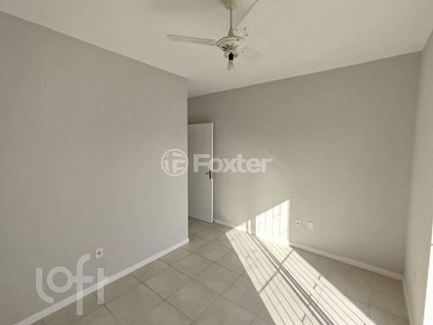 Image 6 - 929412
