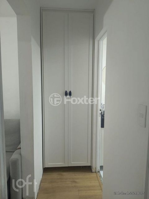 Image 4 - 929418