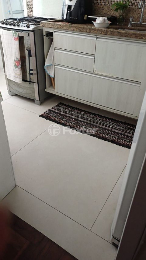 Image 3 - 929426