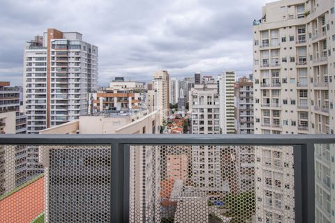 Image 15 - 929434