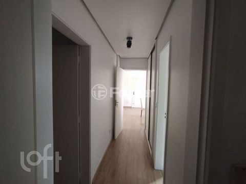Image 7 - 929437