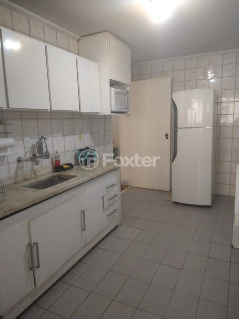 Image 3 - 929442
