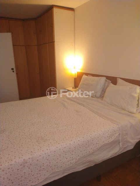 Image 7 - 929442