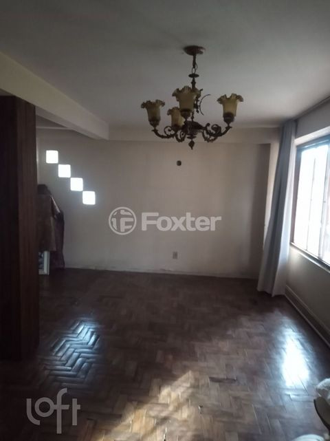Image 3 - 929495