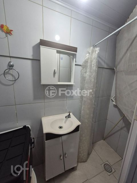 Image 11 - 929503