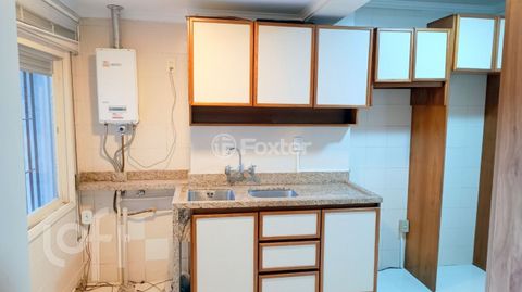 Image 4 - 929528