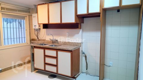 Image 3 - 929528