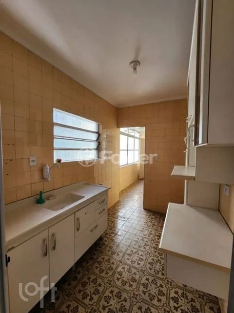 Image 3 - 929547
