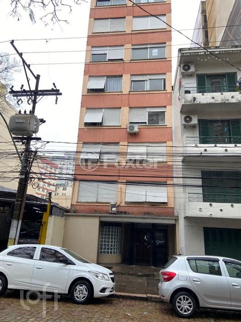 Image 19 - 929585