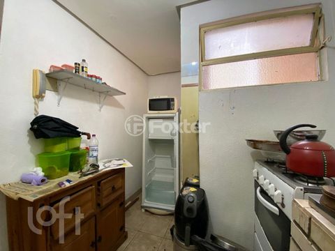 Image 4 - 929585
