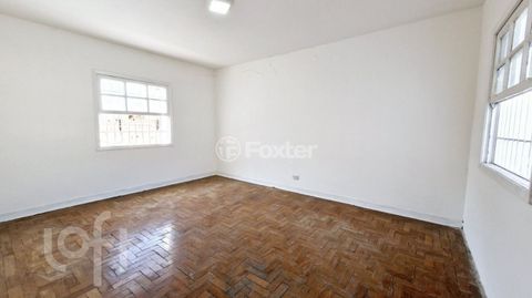 Image 19 - 929607