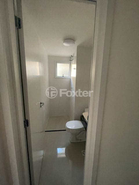 Image 3 - 929786
