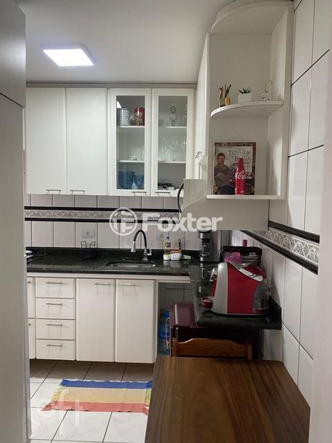 Image 4 - 929793