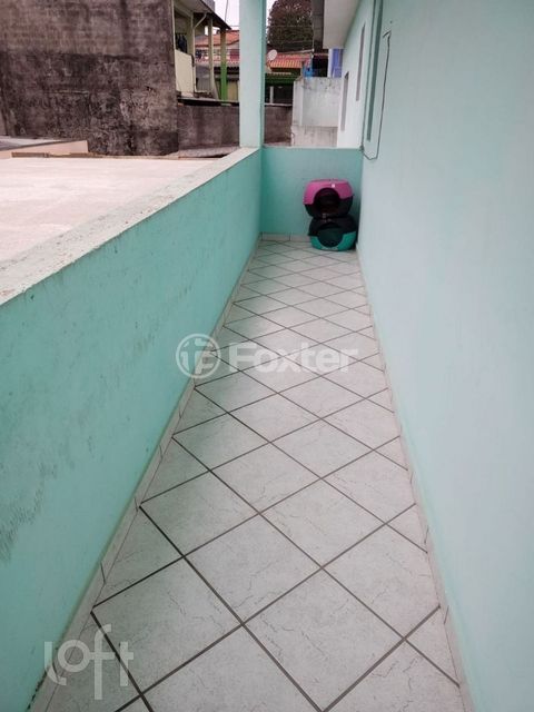 Image 10 - 929795