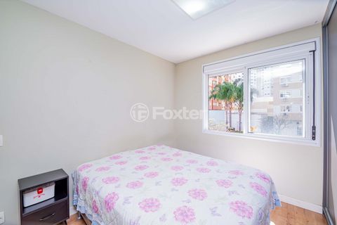 Image 11 - 929815