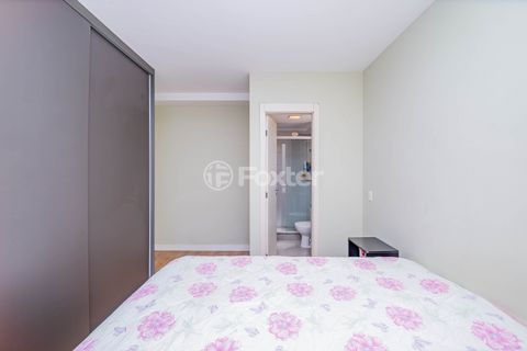 Image 7 - 929815