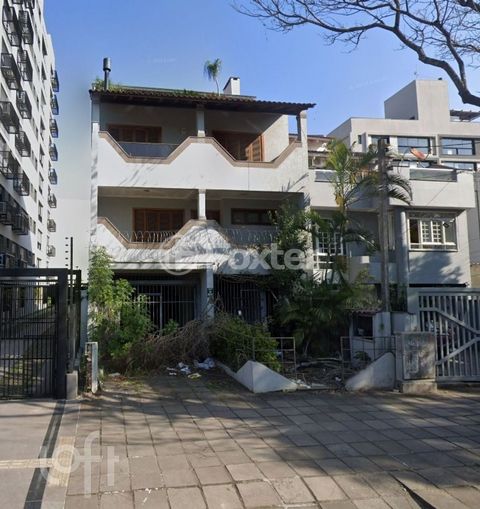 Image 15 - 929833