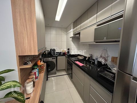 Image 3 - 929837