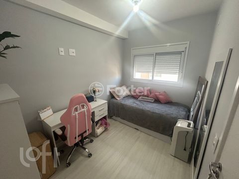 Image 7 - 929837