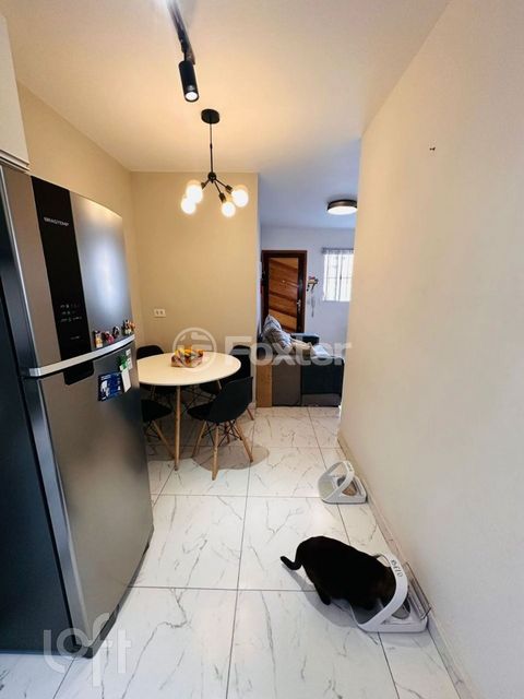 Image 4 - 929841