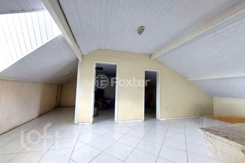 Image 17 - 929842