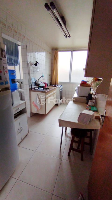 Image 11 - 929853