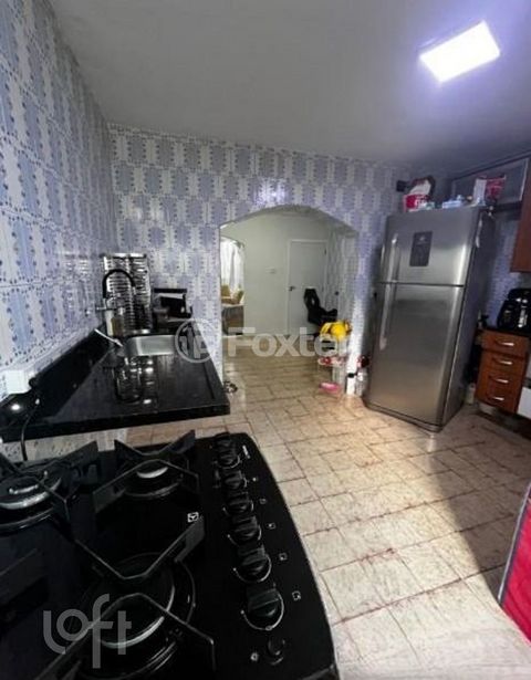 Image 4 - 929865