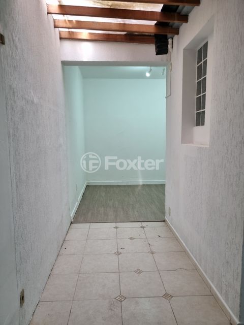 Image 7 - 929868