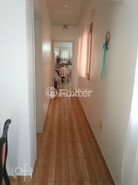 Image 5 - 929875