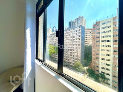Image 10 - 929876