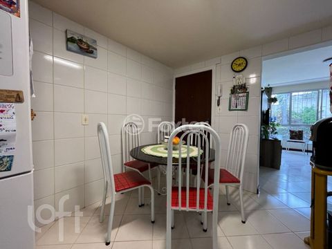 Image 7 - 929975